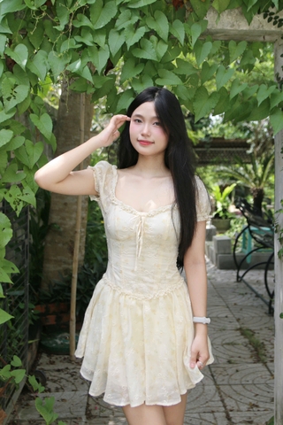 D6266- 	Đầm midi nhún bèo trước smocking thân sau
