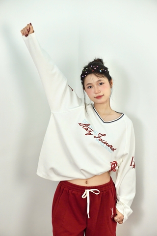 A29993 - Áo sweater thun cổ tim in Stay Focused
