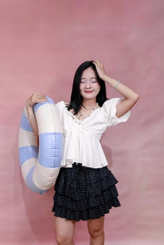 V4059 - V ngắn lưng thun tầng