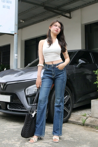Q9908- 	Quần Jean ống loe 2 sườn