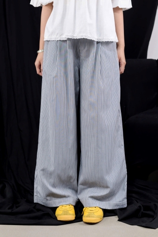 Q8456 - Q Culottes xăn lai lưng phối ren