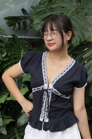 A29075 - A kiểu TN cổ V ren xỏ dây