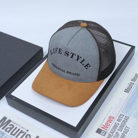 Mũ Lưỡi Trai Life Style Nâu- M88