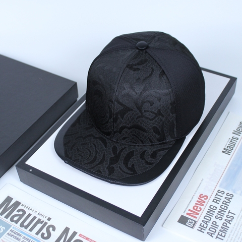 Nón Snapback Họa Tiết Hoa Văn Đen- M06