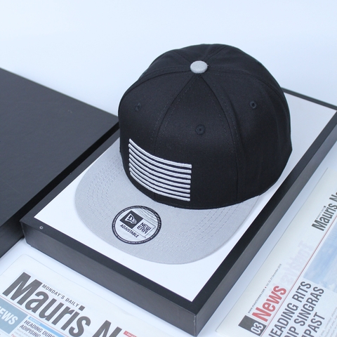 Mũ Nón Snapback Logo Sọc Ngang Xám- M97