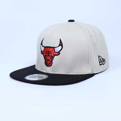 Nón Snapback Bít Đuôi Đầu Trâu Kem- D04