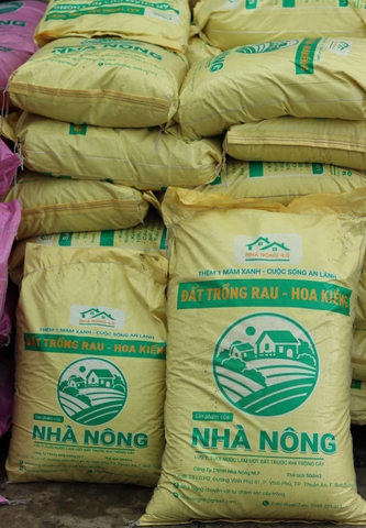 Đất dinh dưỡng NN (vàng, 20dm3)