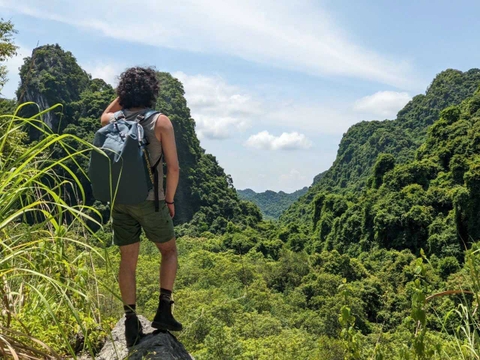 Tour Trekking nửa ngày khám phá vườn Quốc gia Cát Bà