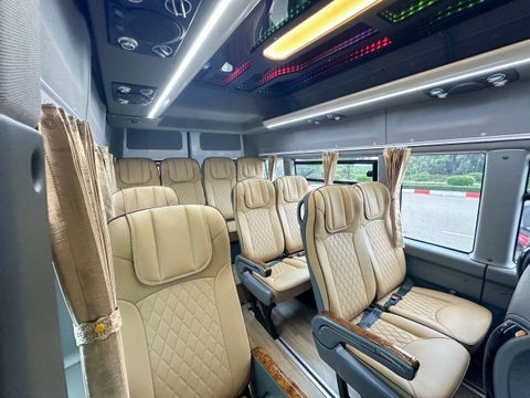 Xe Ninh Bình đi Hà Nội | Xe Limousine 15 chỗ