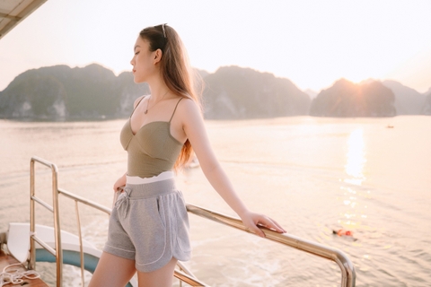 Tour Nửa Ngày Ngắm Hoàng Hôn Vịnh Lan Hạ - Daiichi Cruise 4 sao