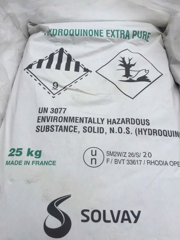 BÁN HYDROQUINONE EXTRA PURE SOLVAY