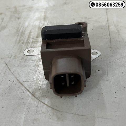 VT00646 IC Toyota 12v chân ngang ( IN 6301)