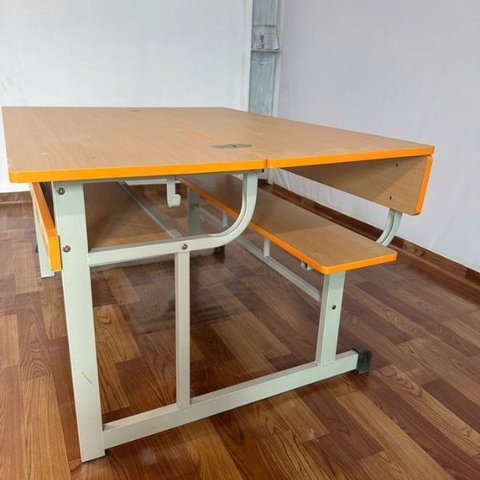Bàn Học Sinh Bán Trú Gỗ Tự Nhiên