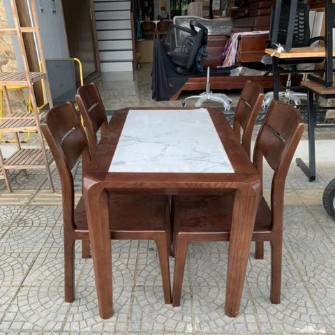 Bộ Bàn Ăn 4 Ghế Gỗ Sồi HT39