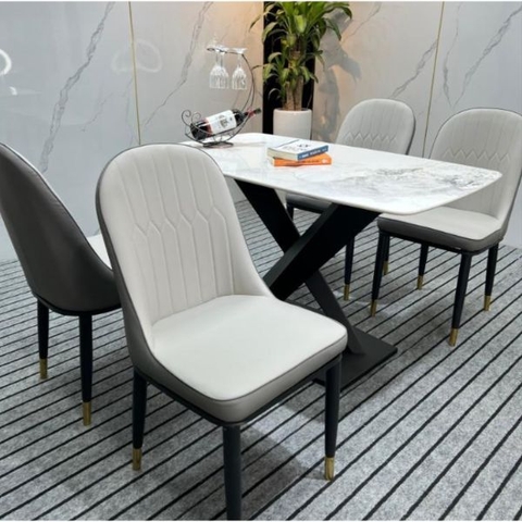 Bộ Bàn Ăn 4 Ghế Nhập Khẩu HT38