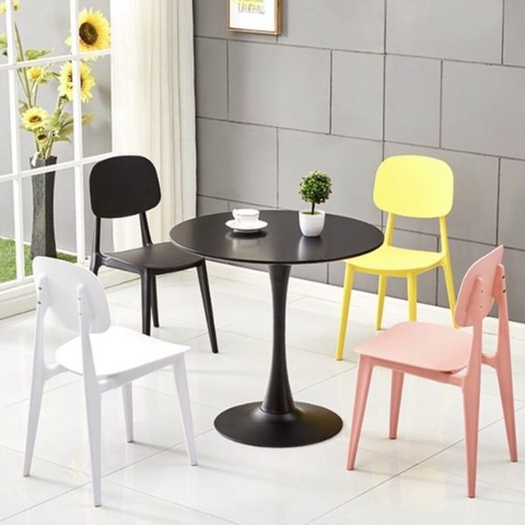 Bộ Bàn Ghế Tiếp Khách Bàn Tulip 4 Ghế Nhựa Bunny