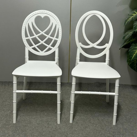 Ghế Chiavari Nhựa Đúc Nhập Khẩu
