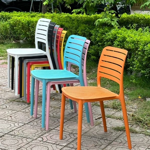 Ghế Nhựa Đúc Lưng Sọc Ngang GN09