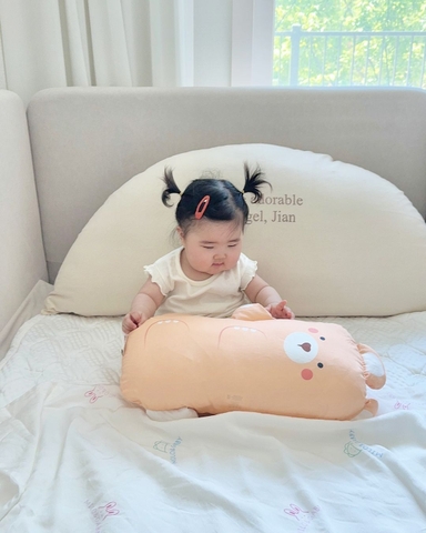 5 tiêu chí quan trọng khi chọn gối ôm cho bé