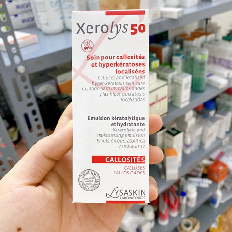 Nhũ tương bạt sừng và dưỡng ẩm tăng cường LYSASKIN Xerolys 50 - urea 50% - Hộp 40ml