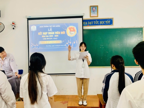 LỄ KẾT NẠP ĐOÀN VIÊN MỚI NĂM 2026