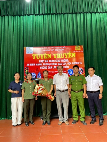 TUYÊN TRUYỀN PHÁP LUẬT – CHỦ ĐỘNG PHÒNG NGỪA, AN TOÀN MỖI NGÀY