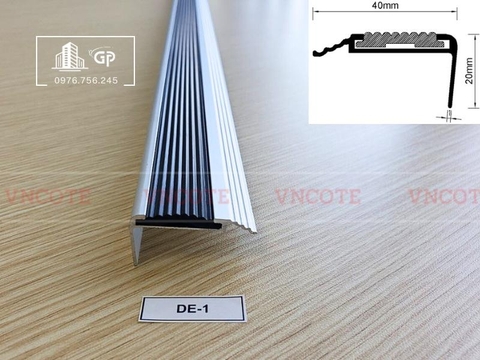Nẹp chống trơn cầu thang DE-1