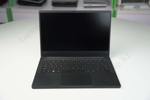 Razer Blade Stealth 13 - Core i7 8565U MX150 13.3inch FHD