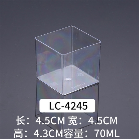 Cốc nhựa vuông 4245