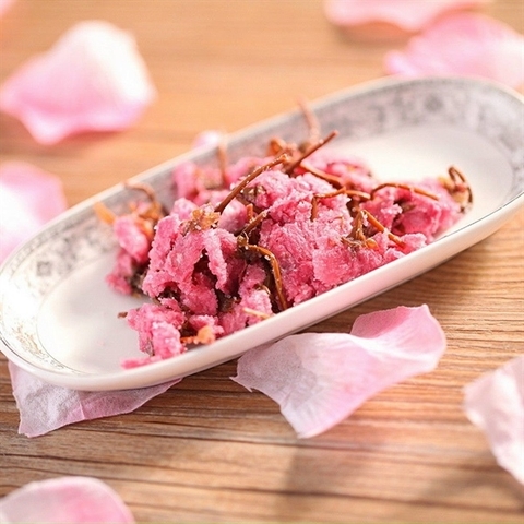 Hoa anh đào muối