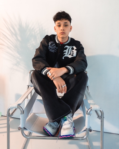 Dirty black jacket jean