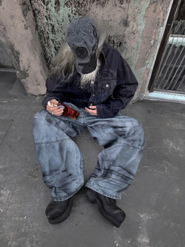 Black coated wide pants