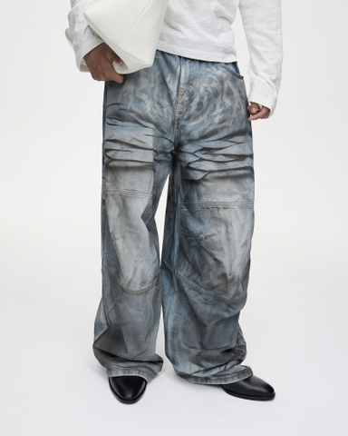 Black coated wide pants