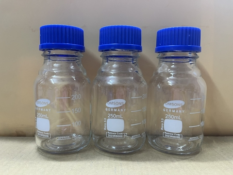 Chai trung tính trắng nắp vặn xanh 250ml, Hãng OMSONS GERMANY