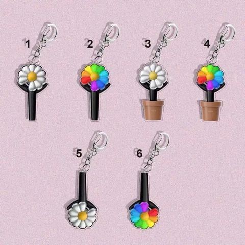 MÓC KHOÁ HOA CÚC G-DRAGON