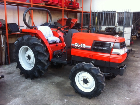 KUBOTA GL32