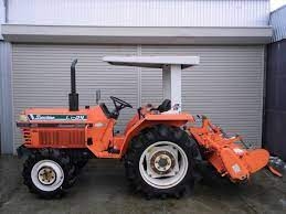 KUBOTA L1-24DT