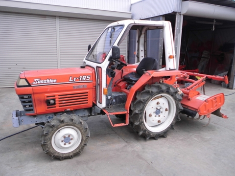 KUBOTA L1-195DT
