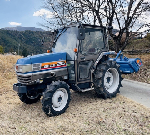 ISEKI GEAS TG25 cabin