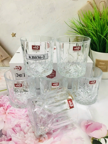 Cốc Thuỷ tinh