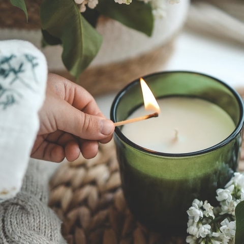 Công dụng của nến thơm – Nghệ thuật nâng tầm không gian sống và đời sống tinh thần