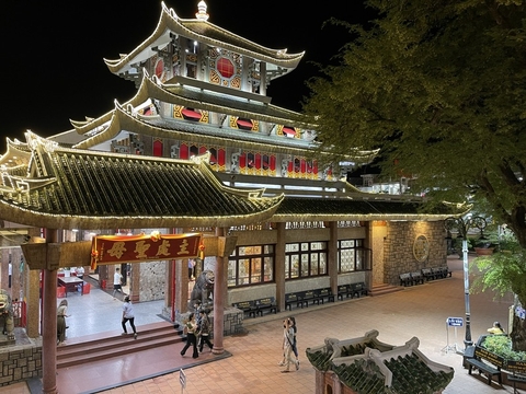 Miếu Bà Chúa Xứ Núi Sam Châu Đốc: Cẩm Nang Tham Quan 2026