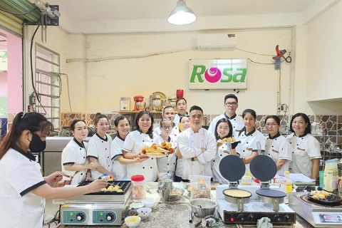 Workshop Học Làm Bánh Bông Lan Đường Phố Xài Máy Nướng Công Nghiệp : Máy Con Gấu, Natra, Kẹp Tàn Ong + Bánh Bạch Tuột PVN1835