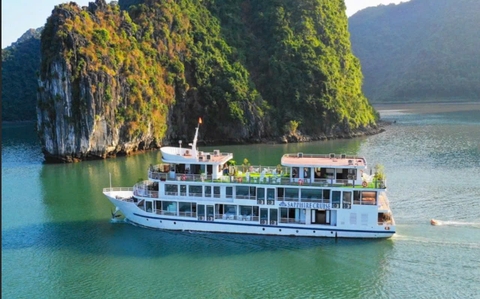 SAPPHIRE CRUISE | 2 DAYS 1 NIGHT ON 5 STAR CRUISE HA LONG BAY - LAN HA BAY
