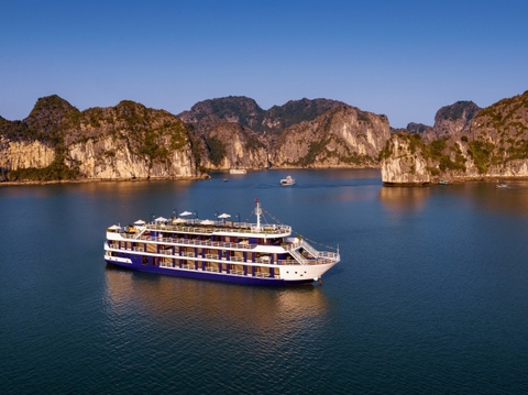 Dragon Bay Cruise | Ha Long Overnight Cruise - 2 Days 1 Night on Cruise