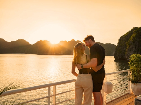 Sunset Tour in Lan Ha Bay | 4-star Daiichi Cruise
