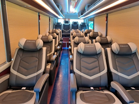Bus Hanoi to Ha Long Bay - Limousine 18 seats