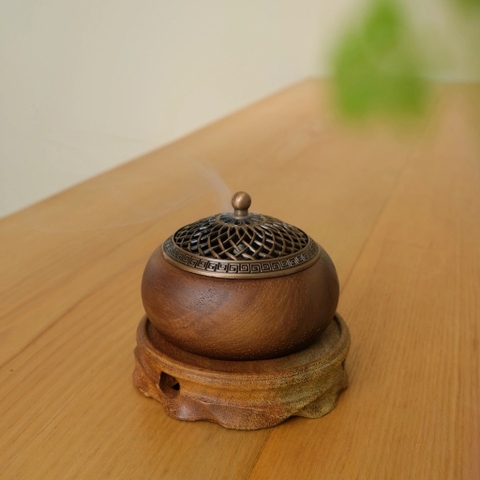 Lư trầm gỗ