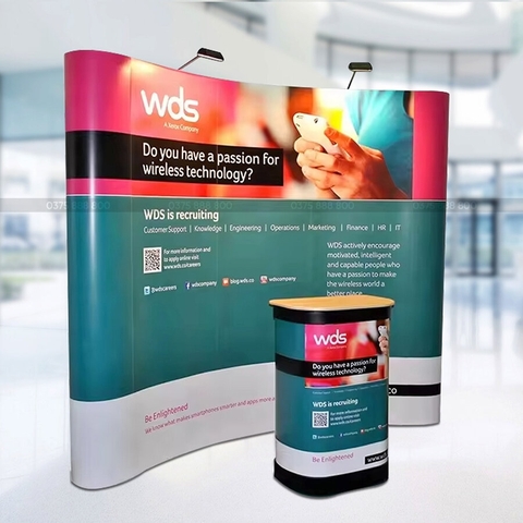 Backdrop Di Động Cong