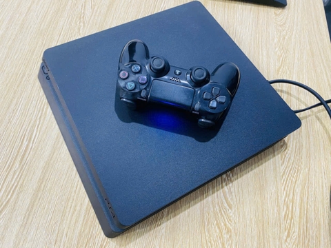 máy chơi game SONY PS4 hắc ám